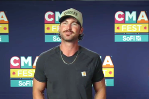 Riley Green Co-Hosts CMA Fest