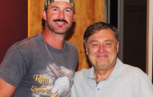 Riley Green Co-Hosts 9/19-20